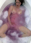 Lucy O'Hara pics, having a bath