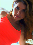 Hailey Leigh pics, orange top screencaps